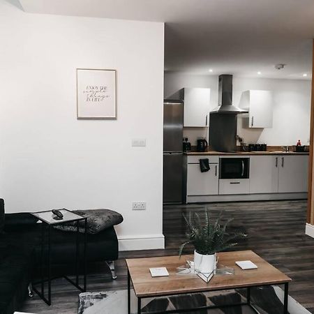 Stunning Modern Heart Of The City Apartment Sheffield Eksteriør bilde