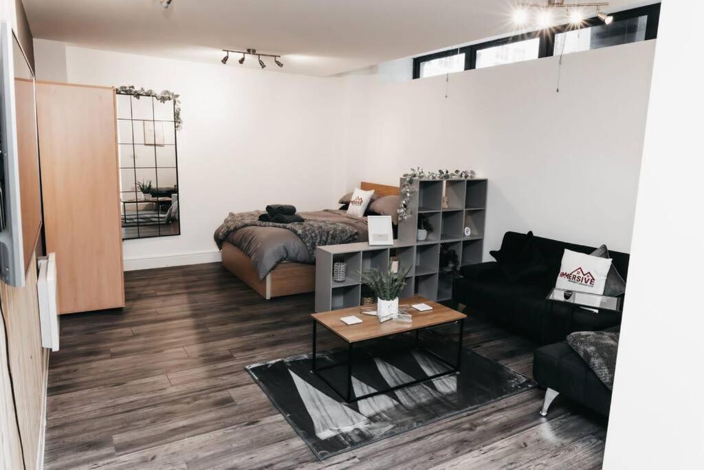 Stunning Modern Heart Of The City Apartment Sheffield Eksteriør bilde