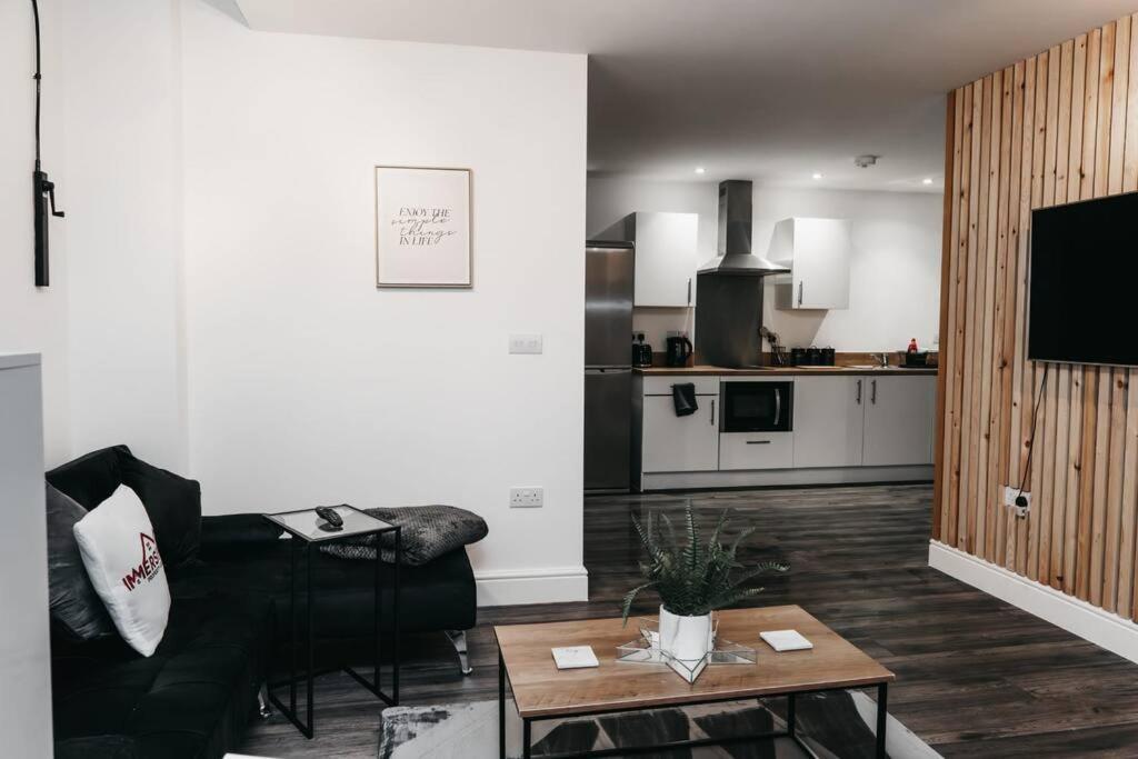 Stunning Modern Heart Of The City Apartment Sheffield Eksteriør bilde
