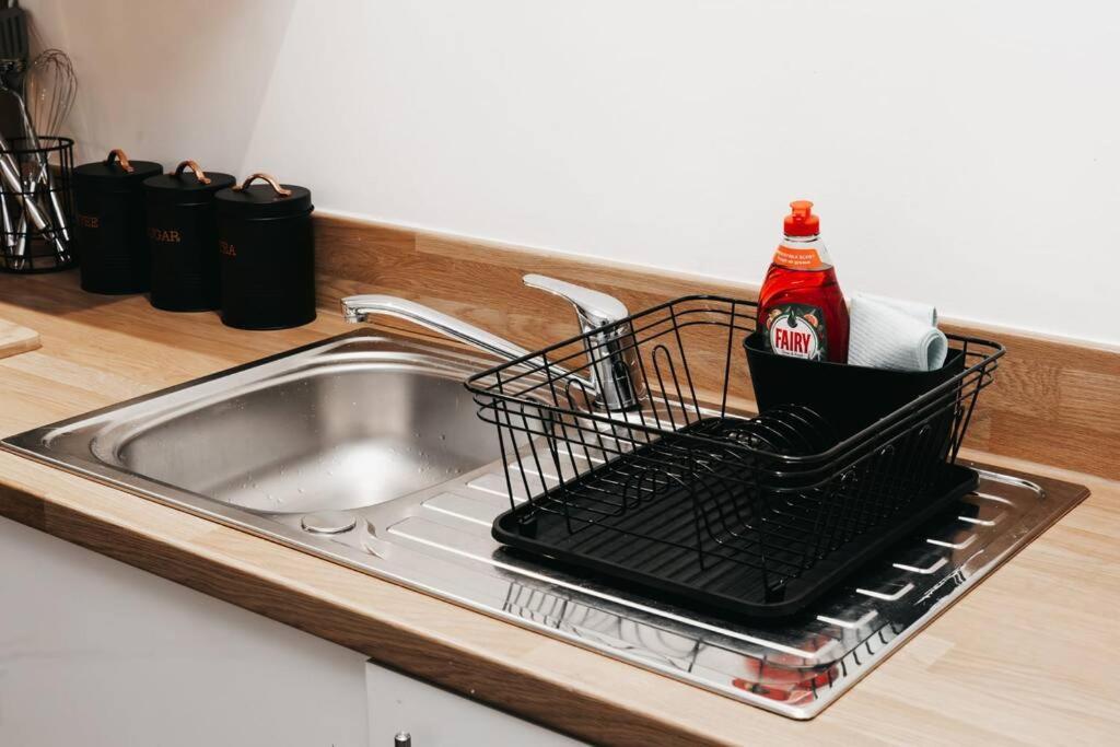 Stunning Modern Heart Of The City Apartment Sheffield Eksteriør bilde