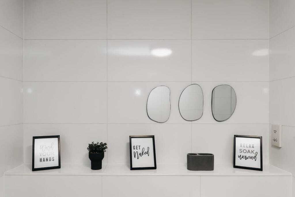 Stunning Modern Heart Of The City Apartment Sheffield Eksteriør bilde