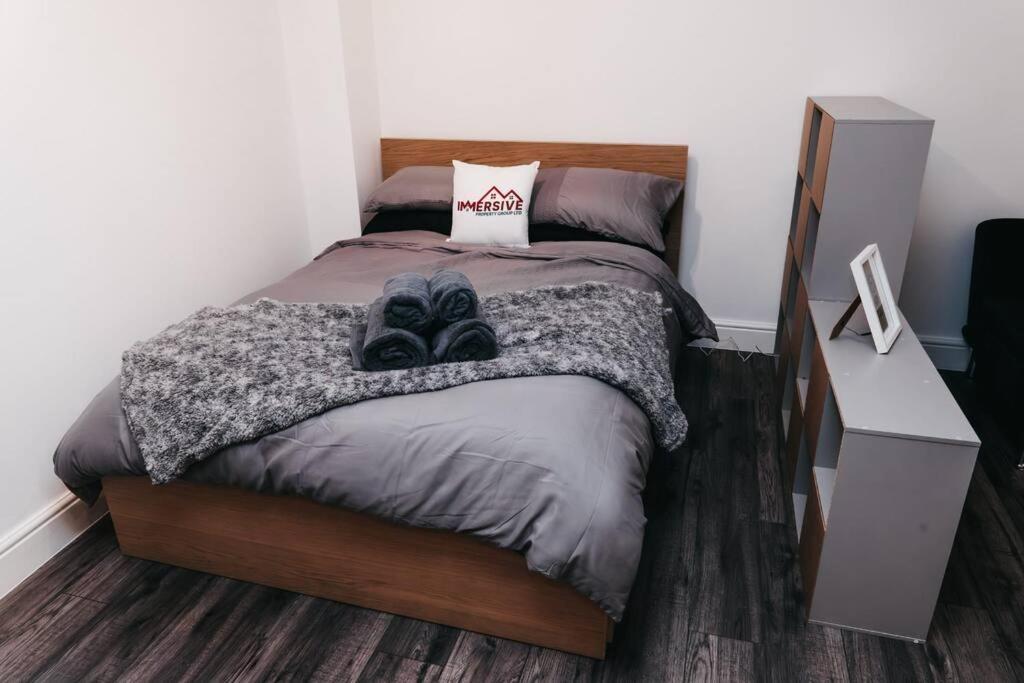 Stunning Modern Heart Of The City Apartment Sheffield Eksteriør bilde