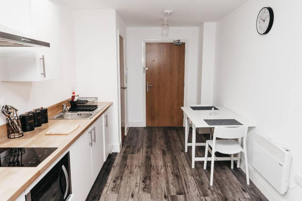 Stunning Modern Heart Of The City Apartment Sheffield Eksteriør bilde